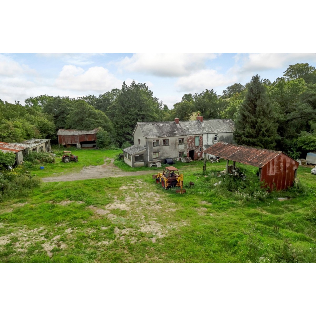 Cwrt Bach Farm & Little Cwrt Bach Farm, Henllys, Pentre Lane, Cwmbran