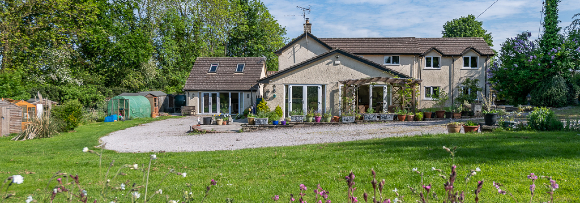 Spacious and Versatile Family Home