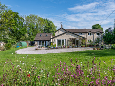 Spacious and Versatile Family Home